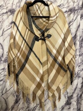 West Loop Multi-Toned Brown Fringed Poncho